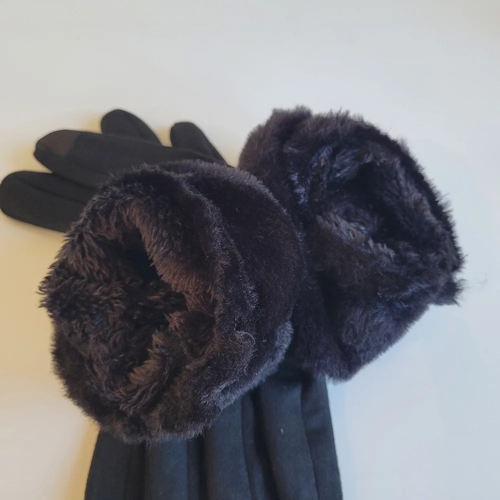 Black Furry Super Soft Gloves W Touchscreen Finger Womens